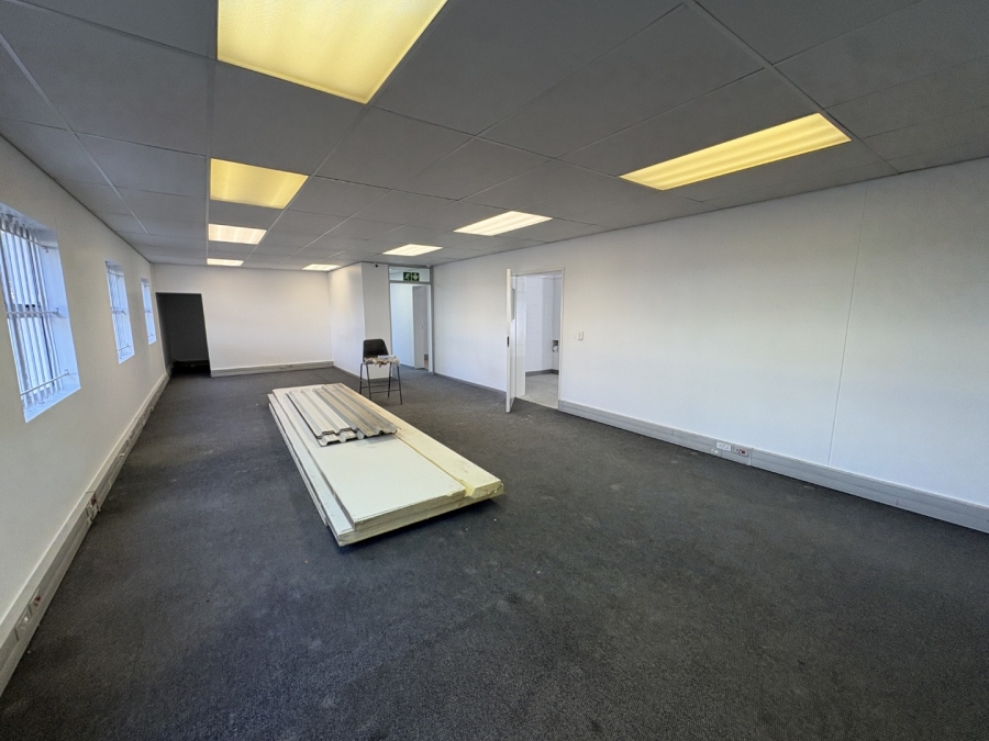 To Let Commercial Property for Rent in Montague Gardens Western Cape